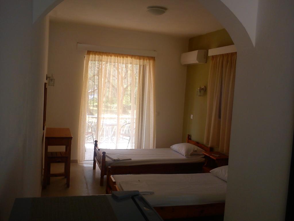 Elaia Resorts Perama  Habitación foto